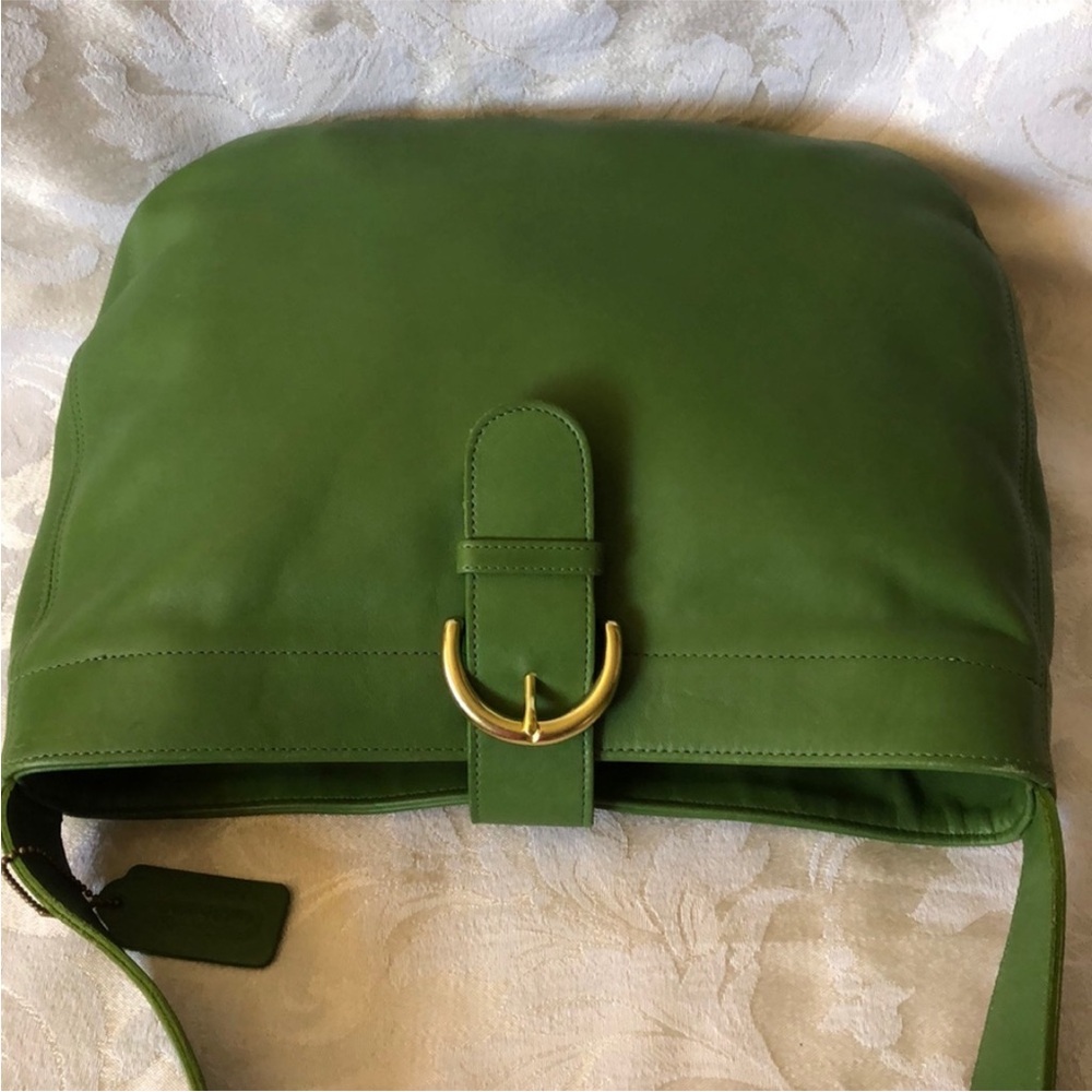 COACH Vintage Rare Eldridge Soho Leaf Green Leather Gold Buckle Shoulder Hobo - Picture 4 of 16